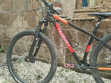 mountain bike donna. Usato come nuovo usata pochis
