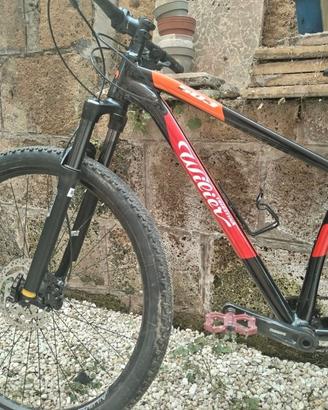 mountain bike donna. Usato come nuovo usata pochis