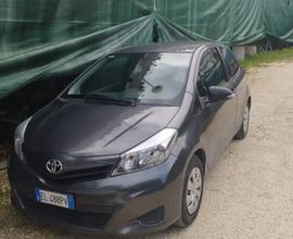 Toyota yaris 1.0 benzina 2012 3 porte