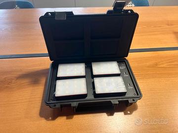 Aputure Amaran AL-MC - Kit da viaggio con 4 luci,