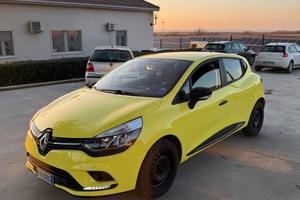 Renault Clio dCi 8V 75 CV 5 porte Moschino Intens