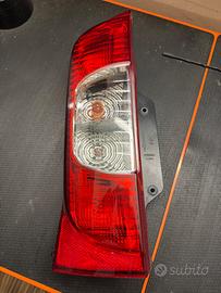 Faro posteriore sinistro per Fiat Qubo
