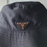 Cappello Prada
