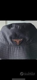 Cappello Prada