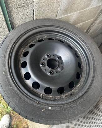 Cerchi BMW piu gomme termiche