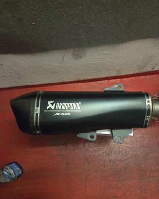 AKRAPOVIC  X MAX 