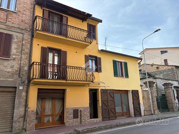 CASA SEMINDIPENDENTE A PERUGIA