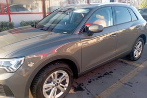 Audi Q3 Business 35 TDI 110(150) kW(CV) S tronic