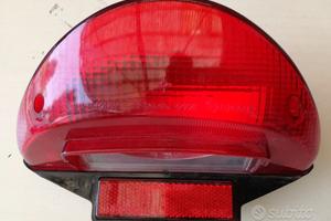 Fanalino posteriore Yamaha Aerox 50