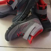 Scarpe da trekking N ° 29 e 32 