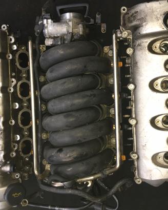 Ricambi usati per motore Porsche V8 Turbo bz