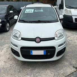 Fiat Panda 1.2 EasyPower Lounge gpl casa madre