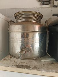 contenitori per olio in alluminio con rubinetto