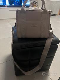 Borsa tracolla Guess
