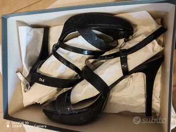 Scarpe nero giardini colore nero