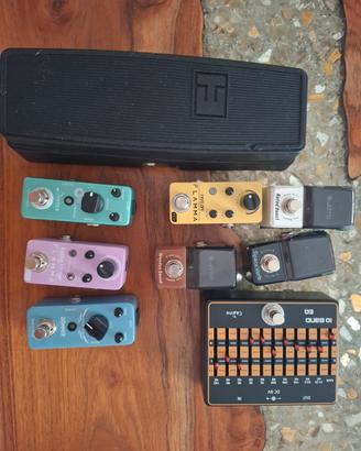 Pedali effetti chitarra e basso   pacco unico