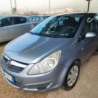 Opel Corsa 1.2 5 porte Cosmo