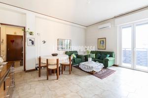 VENDITA LUMINOSO QUADRILOCALE