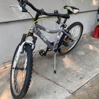 bicicletta b-twin lilla