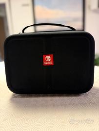 Custodia originale deluxe per Nintendo Switch nera