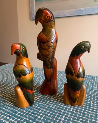 Statue di animali in legno vintage