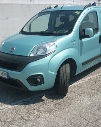 Fiat Qubo 1.4 8V CV 77 Lounge Natural Power