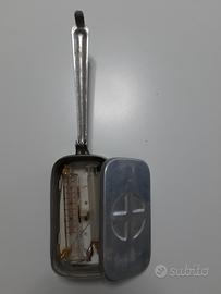 porta siringa antico in alluminio