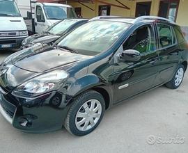 Renault clio sportour-1.5 dci-full-navi-2012