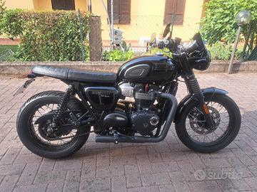 triumph bonneville T100 Blak 2016