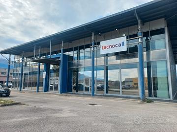 Locale Commerciale in Zona industriale Bazzano