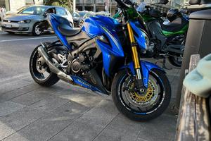 Suzuki gsxs 1000