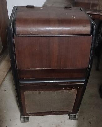 Mobile  radio giradischi vintage in legno 