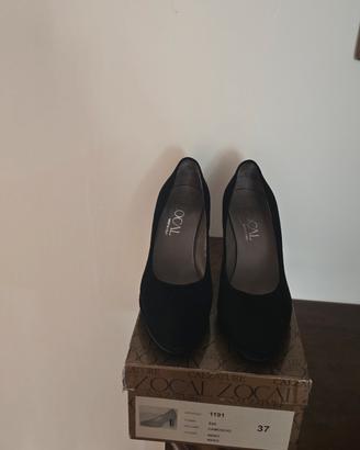 scarpe scamosciate nero!!!!