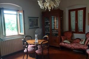 Appartamento Arredato con 2 Camere e Terrazza