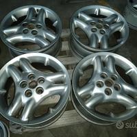 Cerchi In Lega Da 18" Per Land Rover Discovery