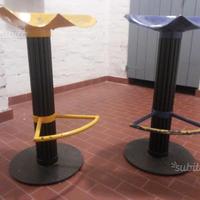 Sgabelli in ferro con sedile del trattore