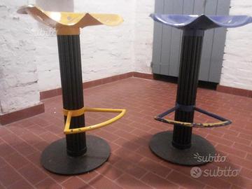 Sgabelli in ferro con sedile del trattore