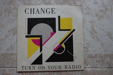 Disco vinile 33 giri dei CHANGE Turn in you radio