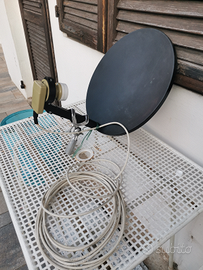 Antenna satellitare per camper