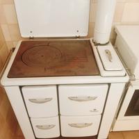 STUFA A LEGNA "LA SOVRANA"