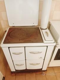 STUFA A LEGNA "LA SOVRANA"