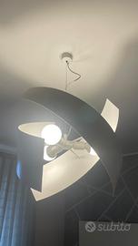 Lampadario moderno design bianco grande a sospensi