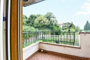 Tavernerio - Luminoso Trilocale con balcone e cant