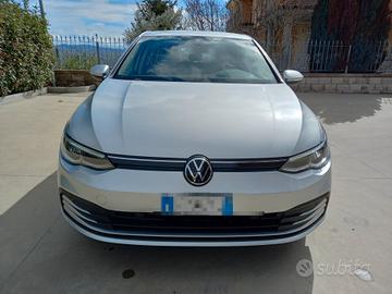 Volkswagen Golf 8 2.0 TDI Style 2021