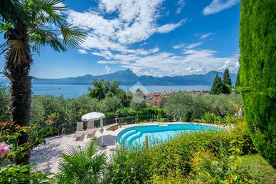 2 LOCALI A TORRI DEL BENACO