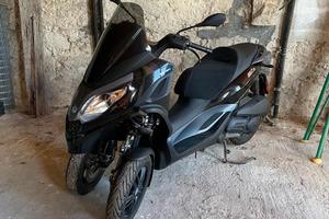 Piaggio MP3 300 HPE