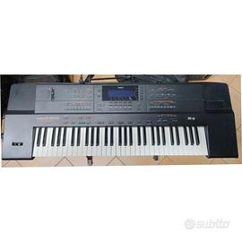 ROLAND G600 TASTIERA ARRANGER WORKSTATION 61 TASTI