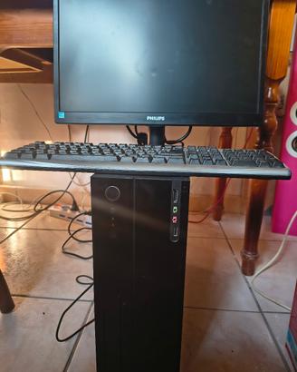 Pc completo compatto
