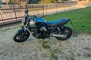 Suzuki GSX 750 - 2001