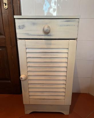 Armadietto di legno bagno o cucina